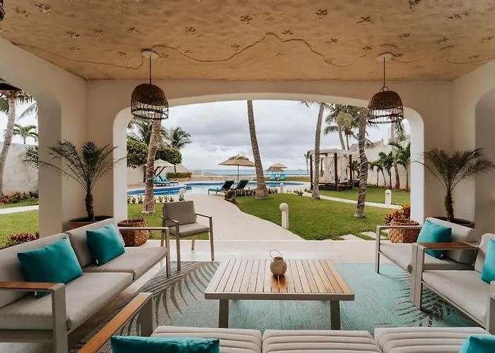 Hotel 6 Bedroom Luxury Mansion