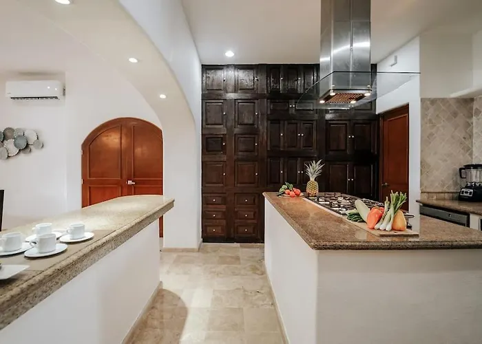 6 Bedroom Luxury Mansion Puerto Morelos