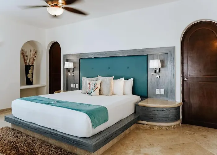 6 Bedroom Luxury Mansion Hotel
