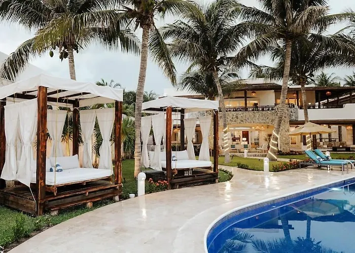 6 Bedroom Luxury Mansion * Puerto Morelos