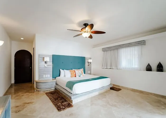 Hotel 6 Bedroom Luxury Mansion Puerto Morelos